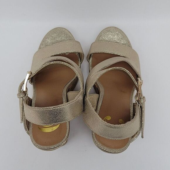 Womens Metallic Gold Glossy Open Toe Buckle Slingback Wedge Heel Sandals Size 8M - Picture 4 of 12